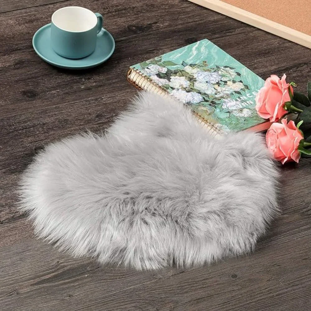 2pcs fluffy heart shaped rug faux area